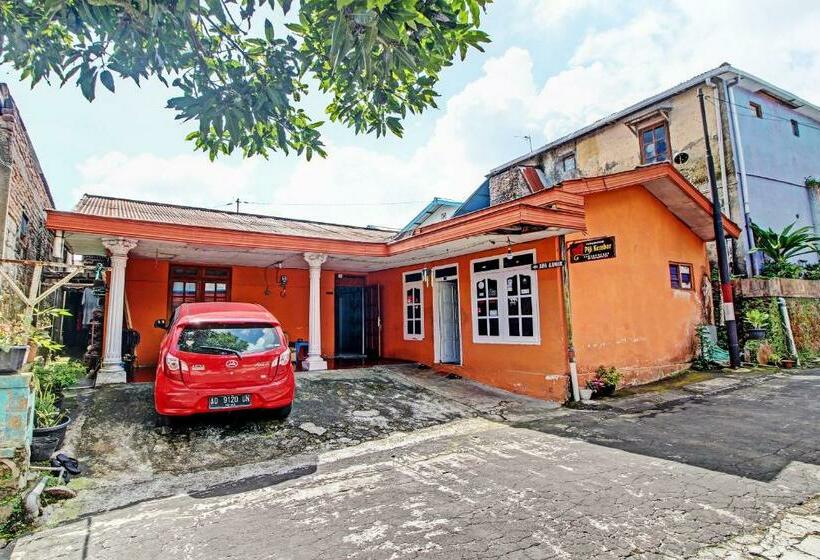 호텔 Oyo 92759 Penginapan Piji Kembar