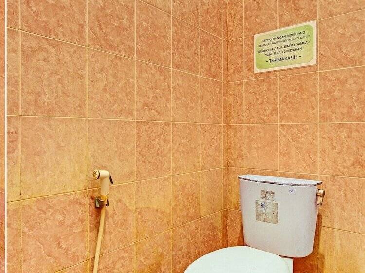 호텔 Oyo 92759 Penginapan Piji Kembar