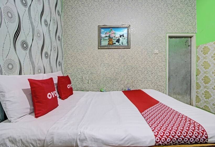호텔 Oyo 92759 Penginapan Piji Kembar