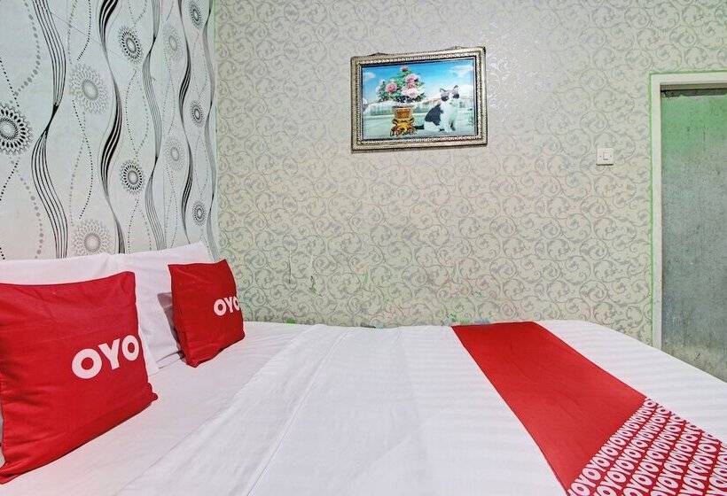 호텔 Oyo 92759 Penginapan Piji Kembar