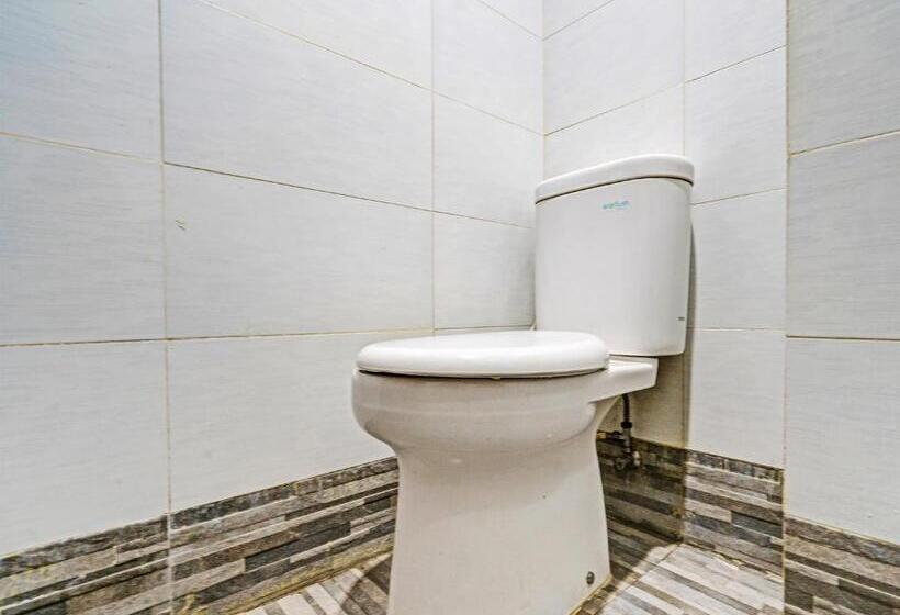 בית מלון כפרי Oyo 92772 Losmen Diah Syariah