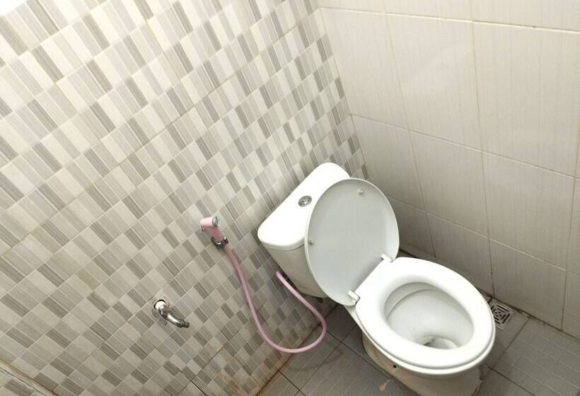 בית מלון כפרי Oyo 92783 Wisma Bunda Syariah