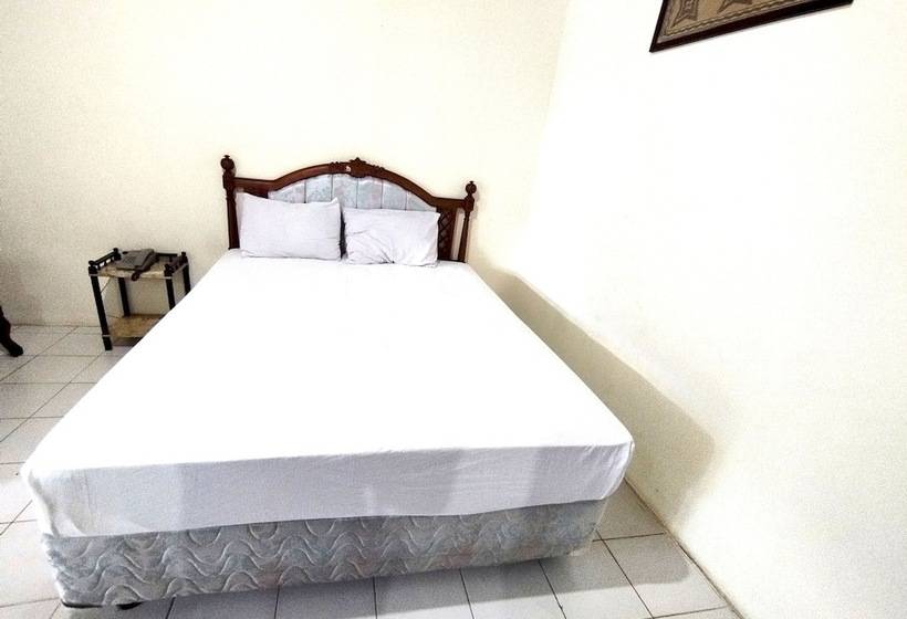 בית מלון כפרי Oyo 92783 Wisma Bunda Syariah