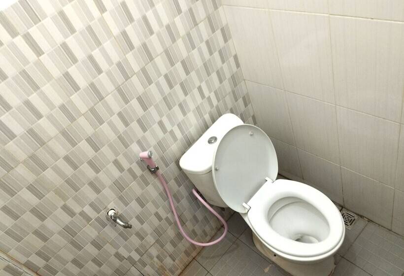 בית מלון כפרי Oyo 92783 Wisma Bunda Syariah