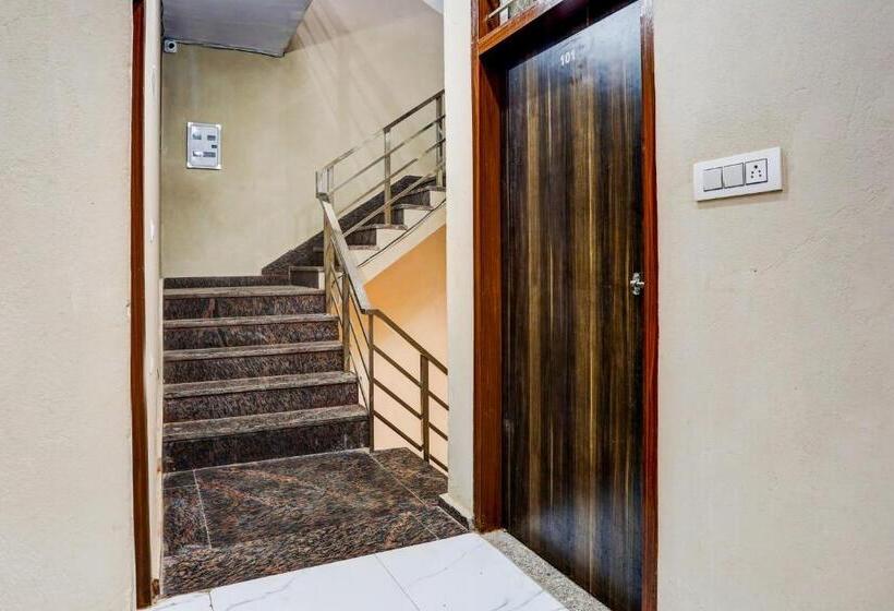 O Peeush Rao Hotel And Meeting Hall