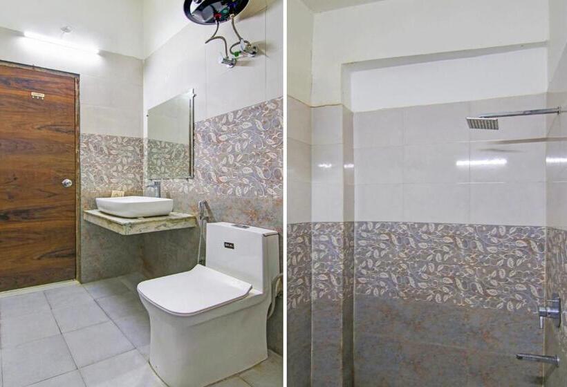 호텔 Oyo Flagship Kushwaha Palace