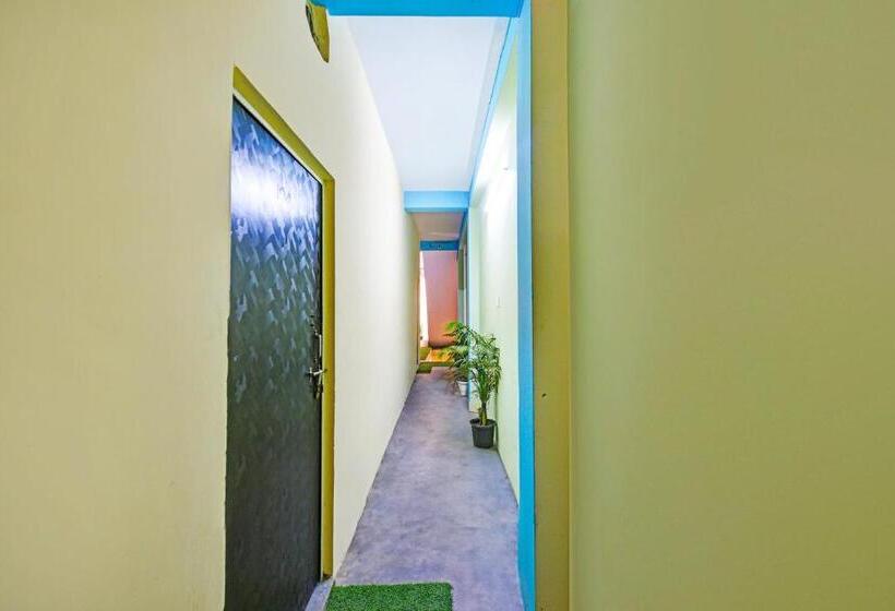 호텔 Oyo Flagship Kushwaha Palace