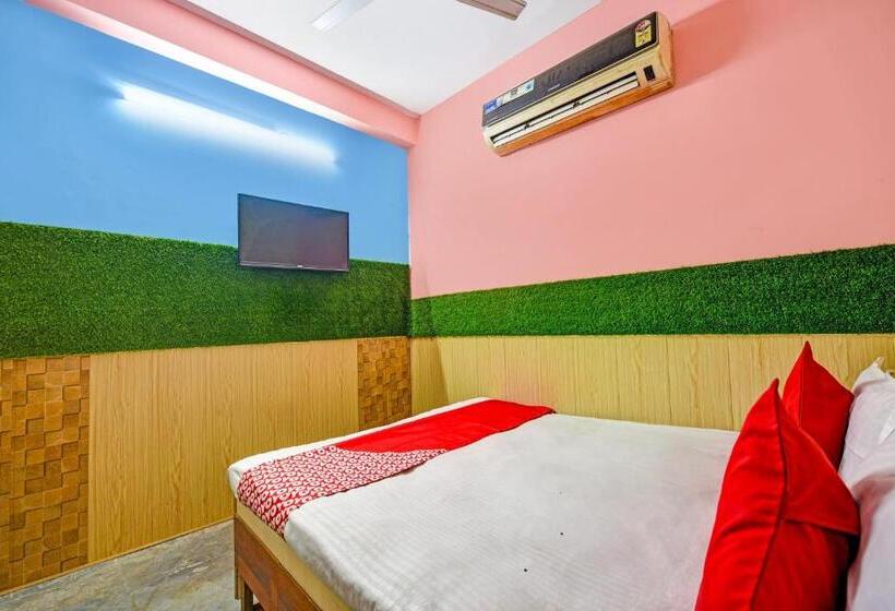 호텔 Oyo Flagship Kushwaha Palace