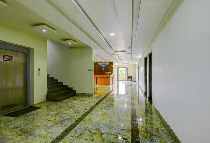 호텔 O Royal Tower Lodge