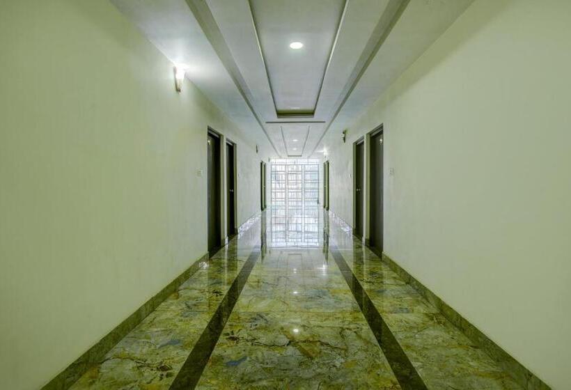 호텔 O Royal Tower Lodge