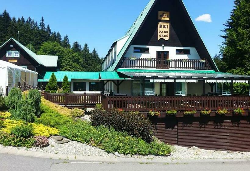 בית מלון כפרי Ski Park Gruň