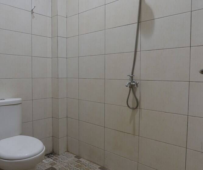 בית מלון כפרי Spot On 92777 Leheran Homestay Near Chr Farm