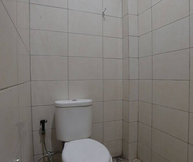 בית מלון כפרי Spot On 92777 Leheran Homestay Near Chr Farm