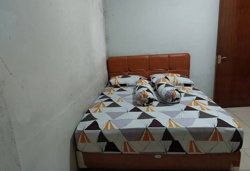 בית מלון כפרי Spot On 92777 Leheran Homestay Near Chr Farm