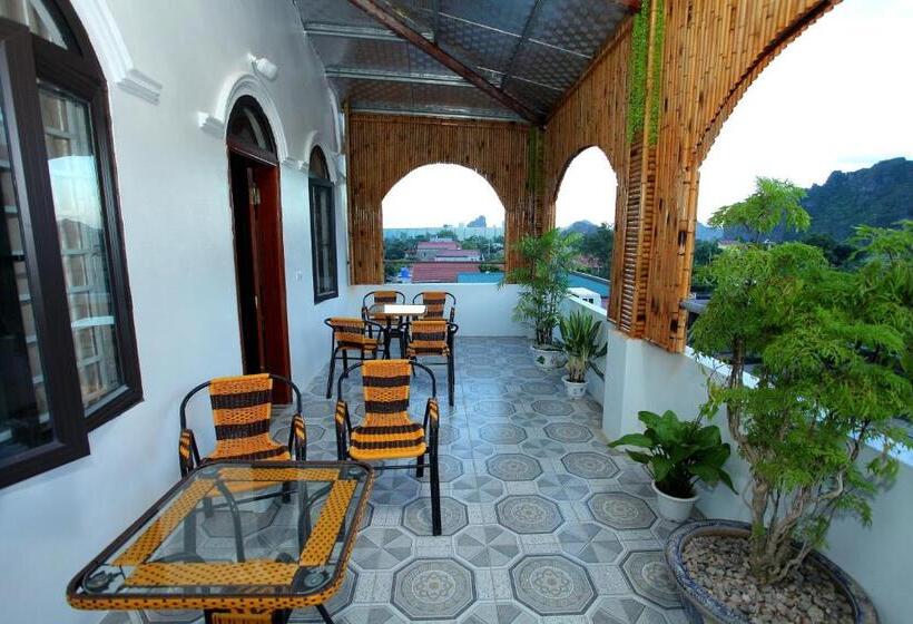 هتل Tam Coc Mountain Flower Homestay