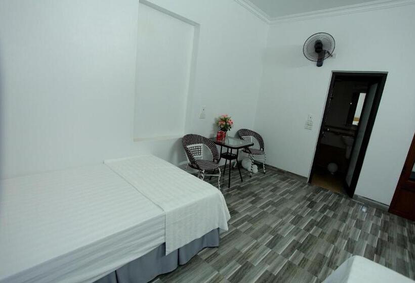 هتل Tam Coc Mountain Flower Homestay