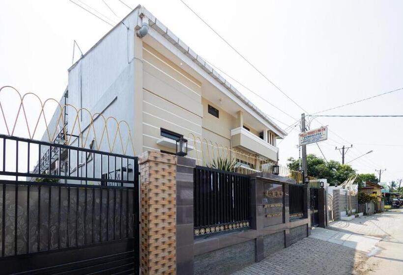 ホテル Villa Three King Fm Mitra Reddoorz