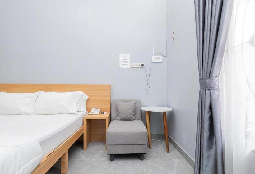 ホテル Villa Three King Fm Mitra Reddoorz