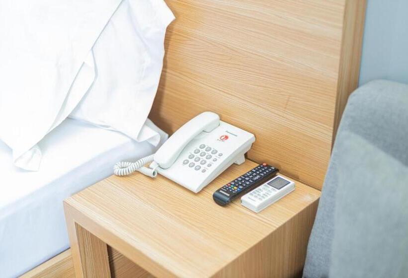 ホテル Villa Three King Fm Mitra Reddoorz