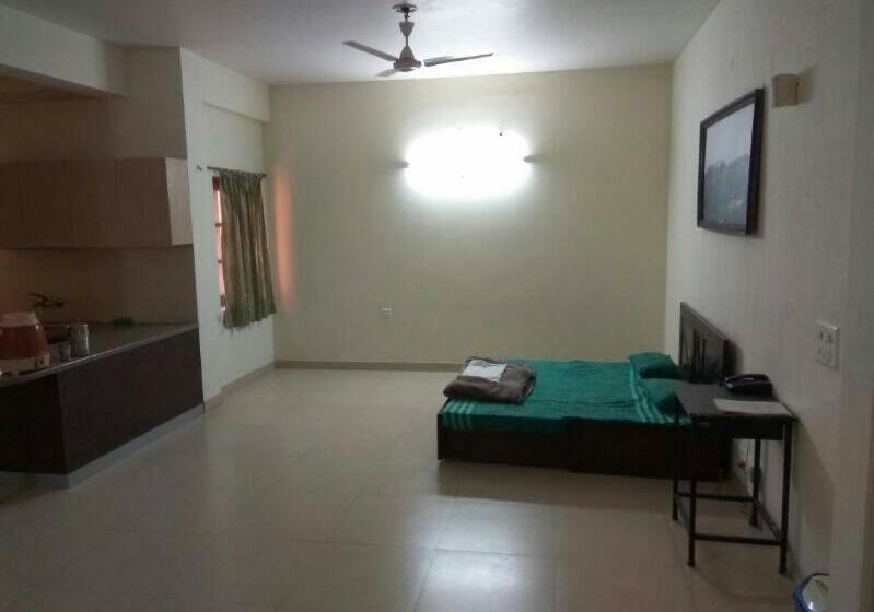 פנסיון Bhakti Vedanta Guest House