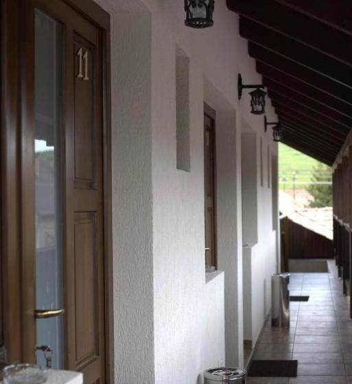 膳宿费 Bingyó Vendégház