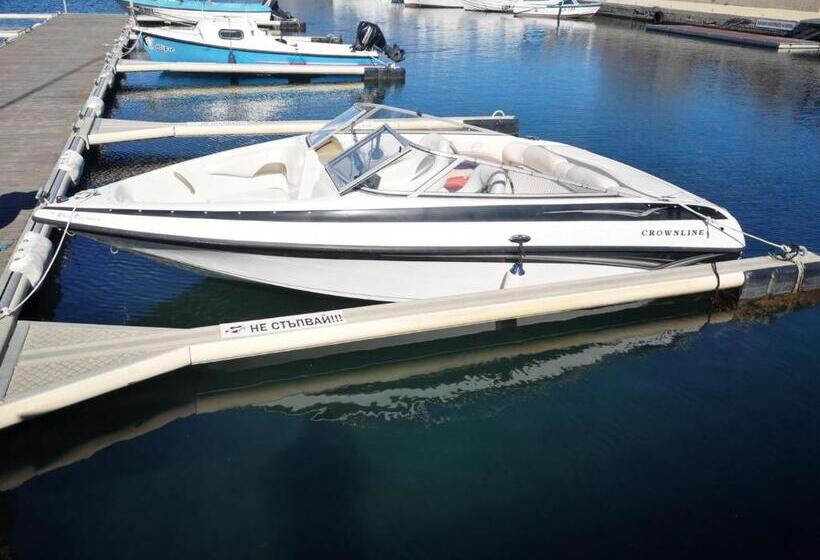 פנסיון Black Sea Pearl