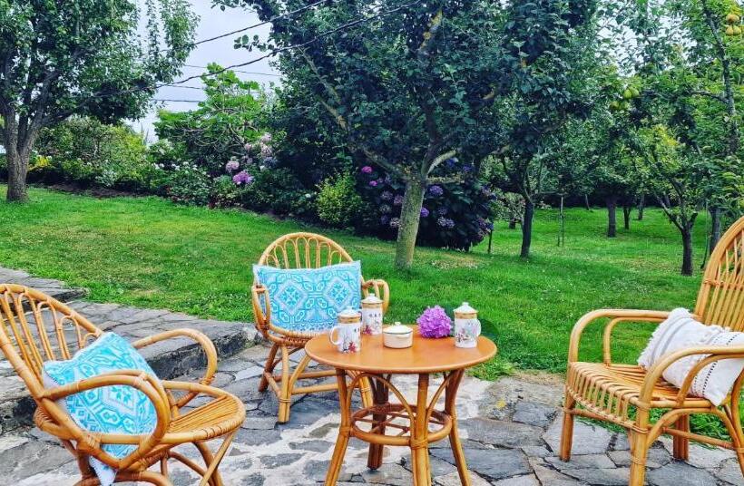 פנסיון Cosma House