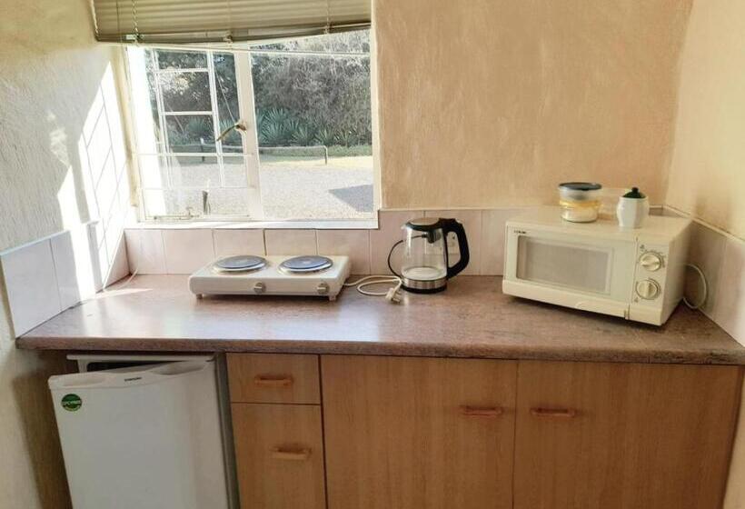 פנסיון Rietkuil Country Cottages