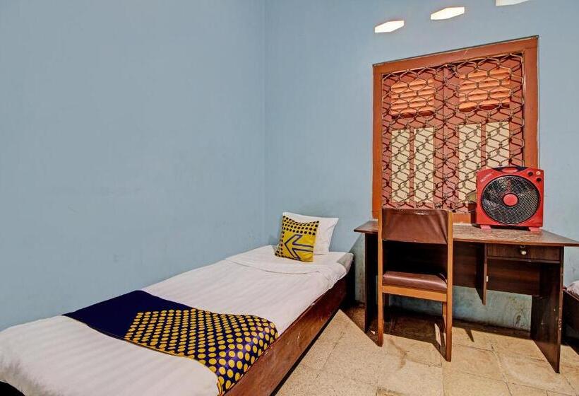 Spot On 92763 Hotel Melati Sukoasih