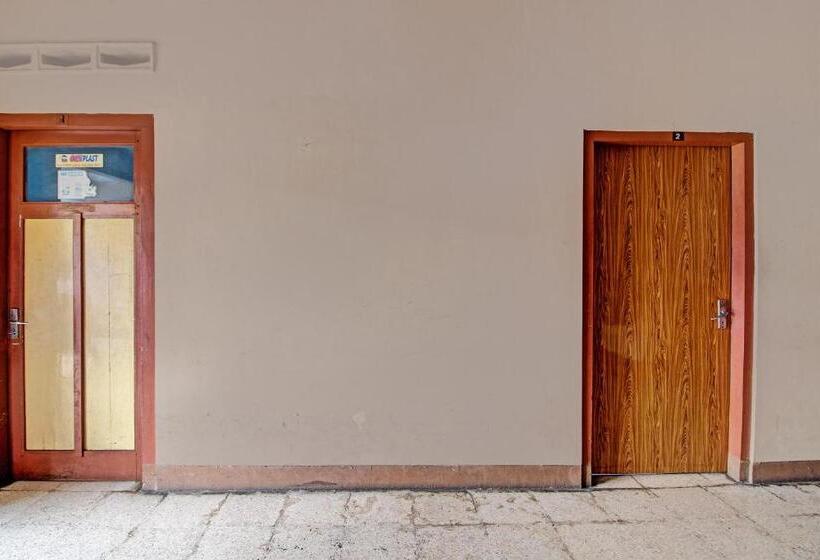 Spot On 92763 Hotel Melati Sukoasih