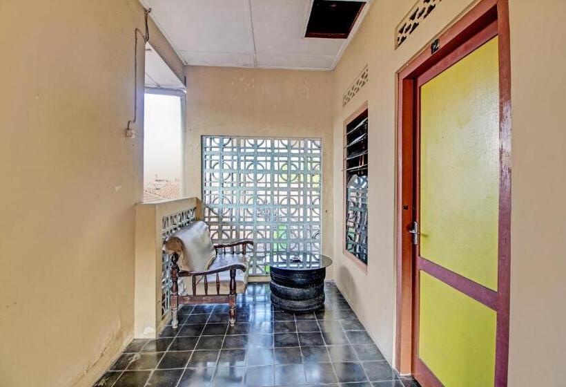 Spot On 92763 Hotel Melati Sukoasih