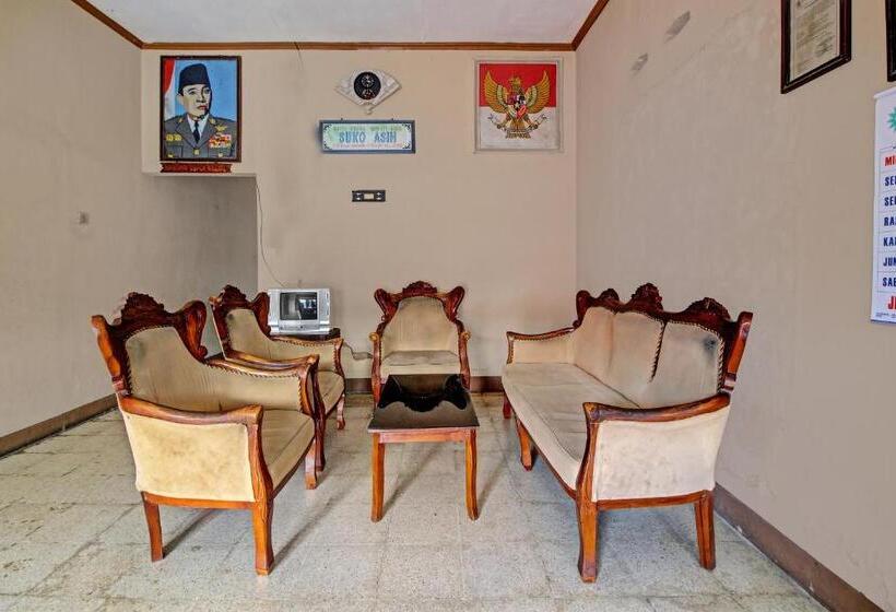 Spot On 92763 Hotel Melati Sukoasih