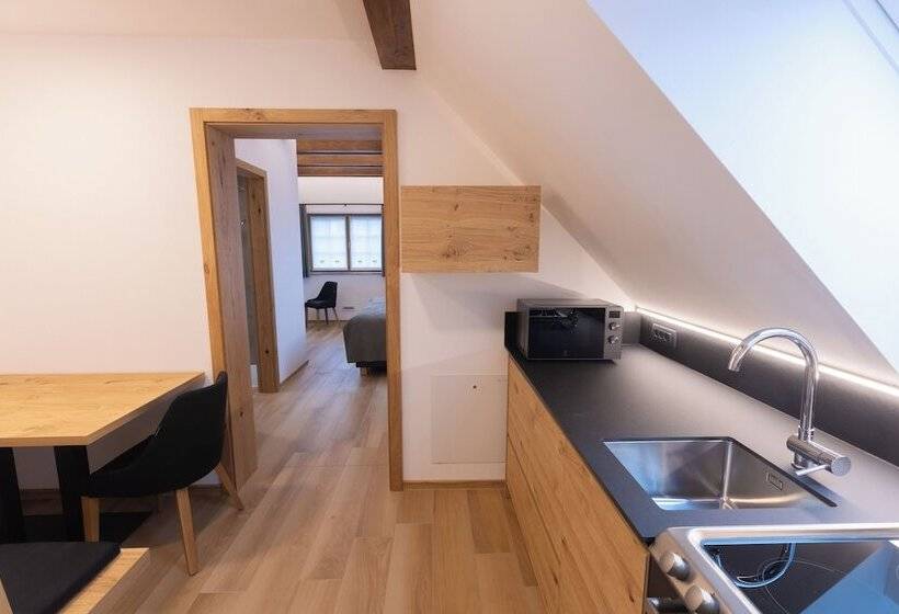 Boutique Hotel Vila Loka