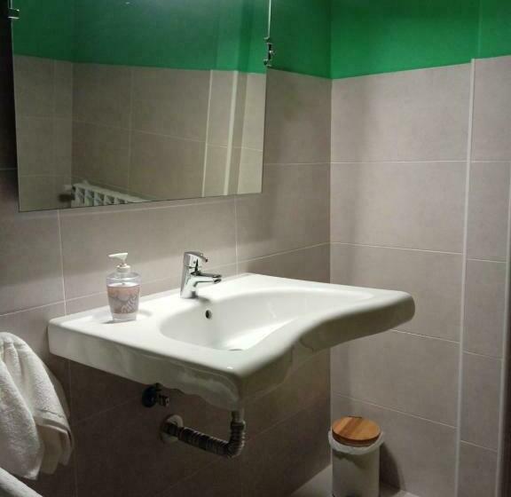 ユースホステル O Teu Sitio