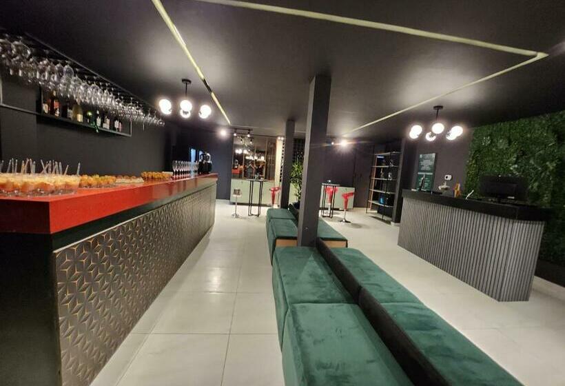 カプセルホテル @labellesuite101