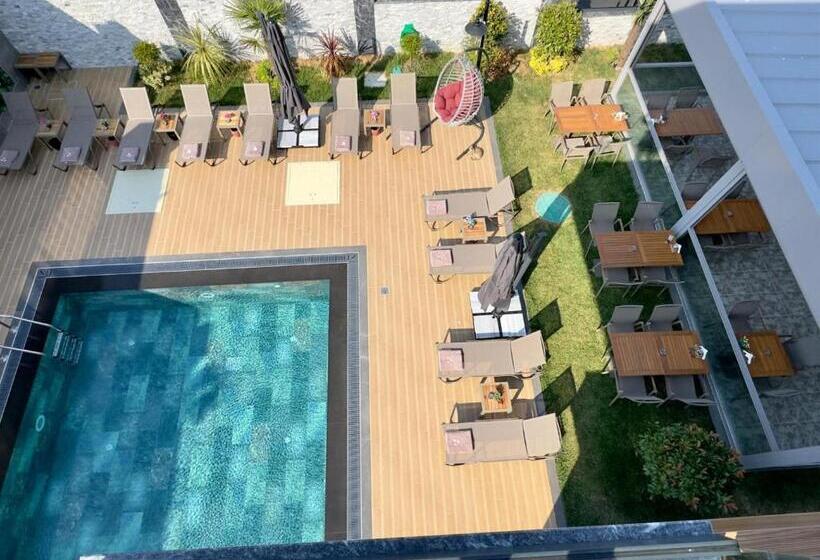 酒店 La Miel Suites