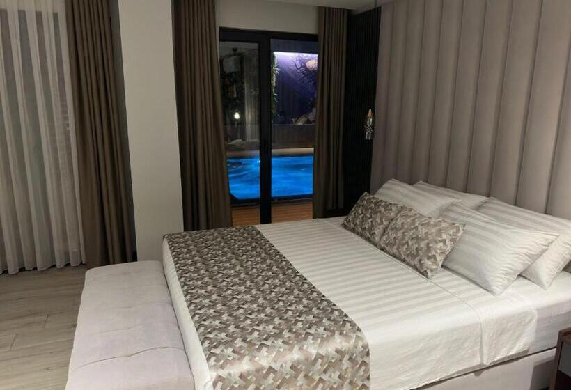 酒店 La Miel Suites