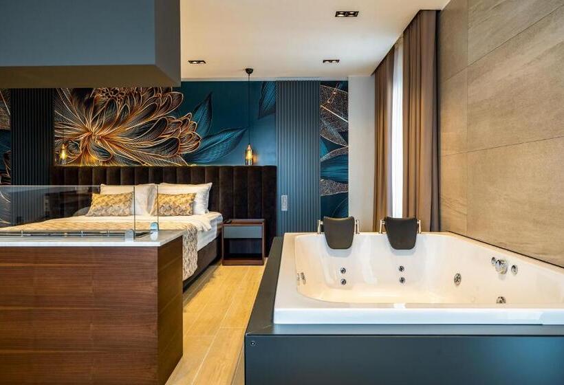 酒店 La Miel Suites