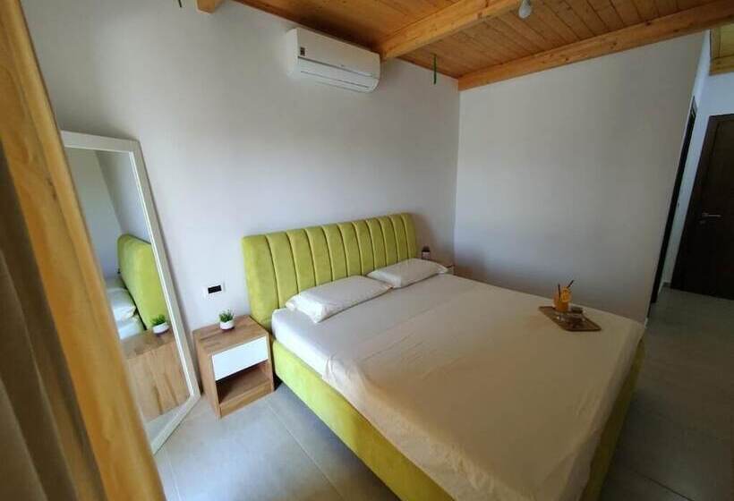 فندق Lahuta E Vjeter Agroturizem