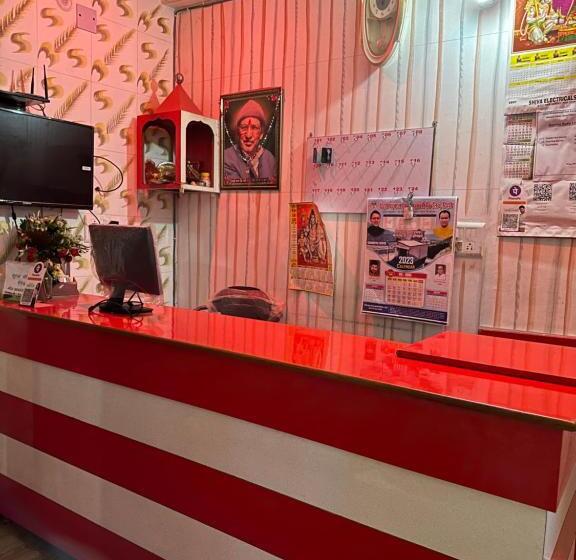 فندق Maheshwari & Banquet Hall