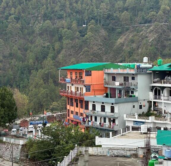 فندق Maheshwari & Banquet Hall