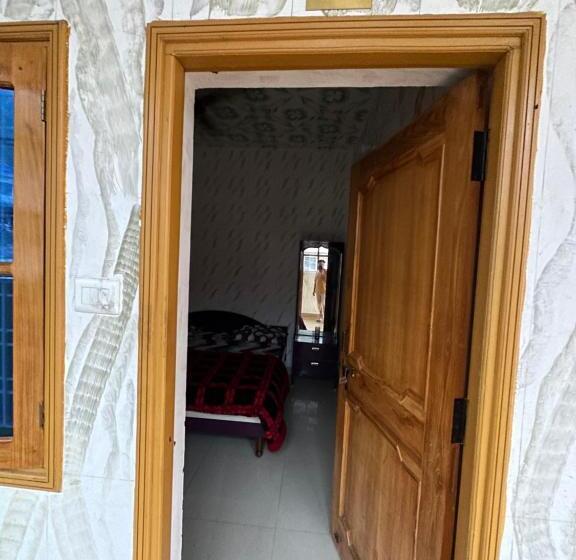 فندق Maheshwari & Banquet Hall