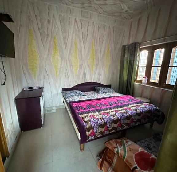 فندق Maheshwari & Banquet Hall