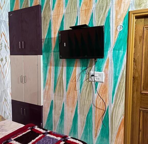 فندق Maheshwari & Banquet Hall