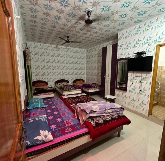 فندق Maheshwari & Banquet Hall