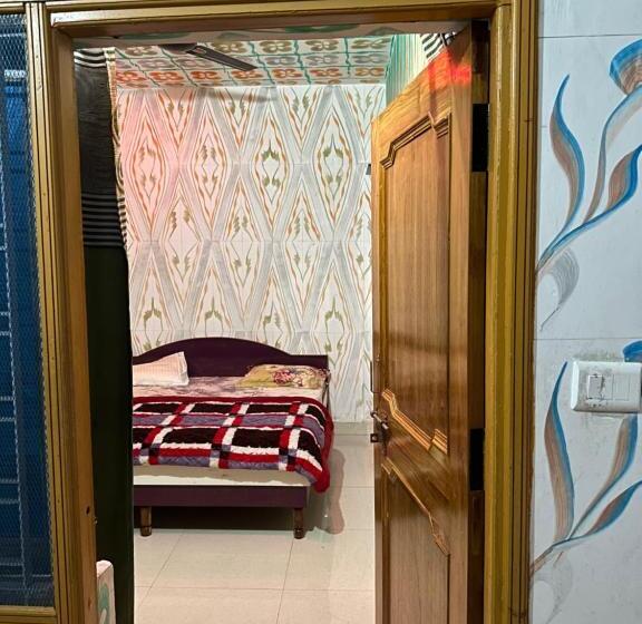 فندق Maheshwari & Banquet Hall