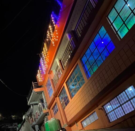 فندق Maheshwari & Banquet Hall