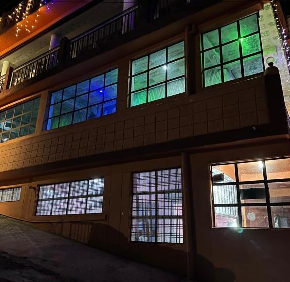 فندق Maheshwari & Banquet Hall