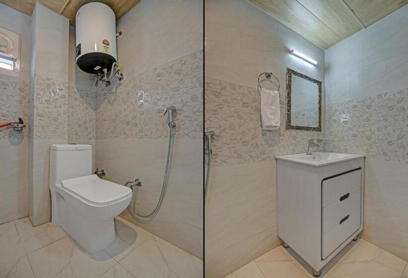 ホテル Oyo Flagship Kanwar Homestay