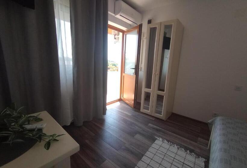 فندق Pestele Ca Odinioară